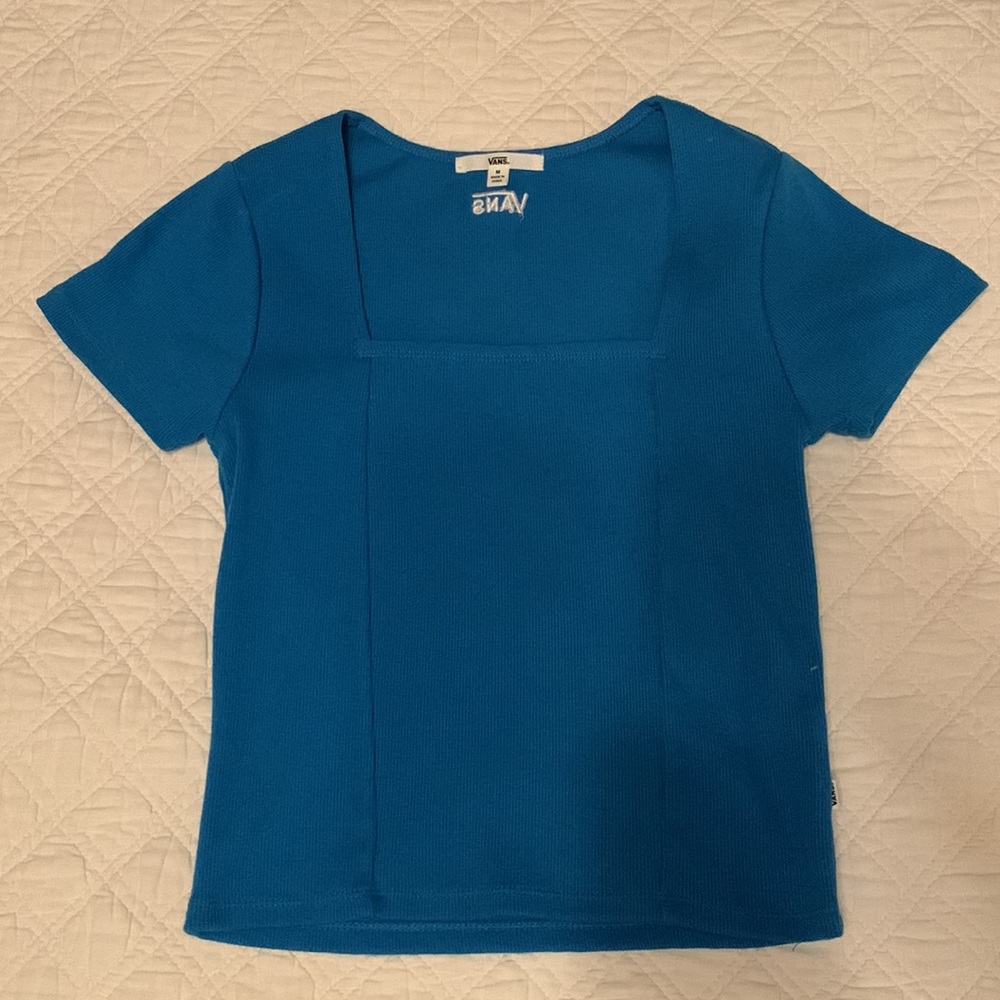 NWOT vans cute top.